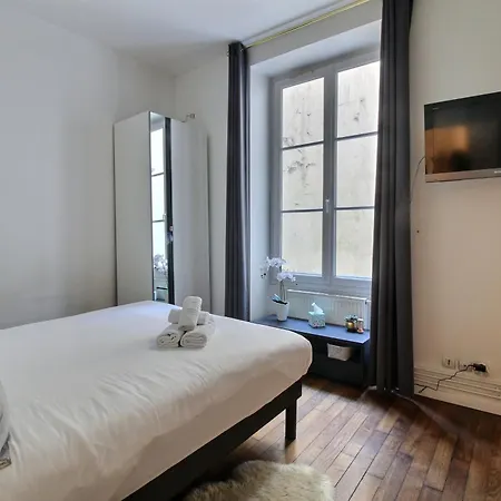 Apartment Center - Louvre & Rivoli Paris