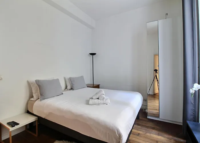Center - Louvre & Rivoli Apartment *